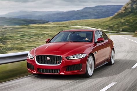 Xe .